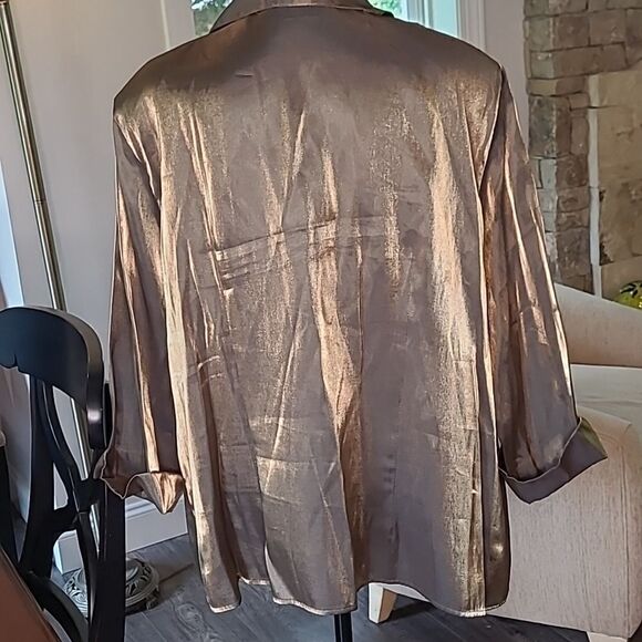 STUDIO plus formal women's top - Picture 2 of 10